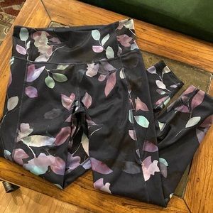 All in Motion purple/black athletic leggings with floral print